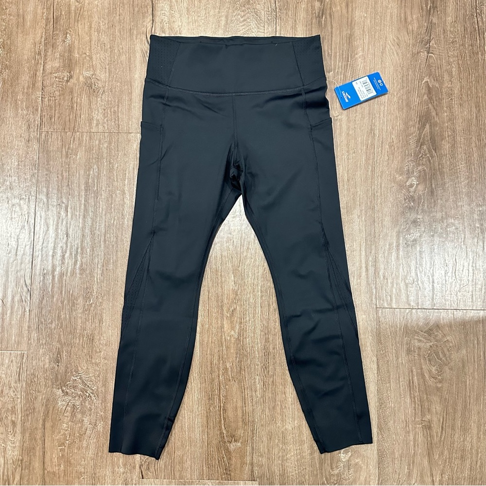 NWT women’s Brooks Method 7/8 Tight Legging